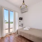 Akitos Maisonette Feriehus *