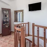 Akitos Maisonette Feriehus Adamantas