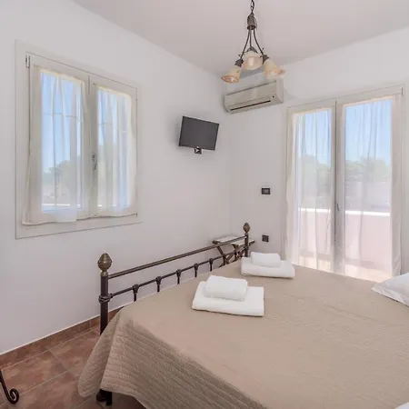 Semesterbostad Akitos Maisonette