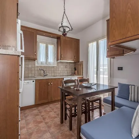 Akitos Maisonette Semesterbostad *