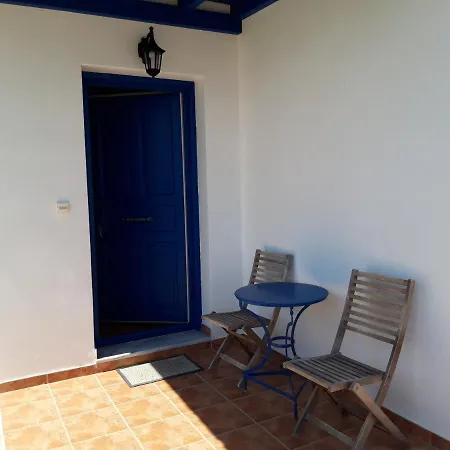 Akitos Maisonette *