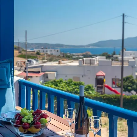 Akitos Maisonette *