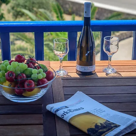 Akitos Maisonette Adamantas (Milos)