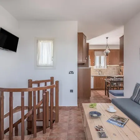 Semesterbostad Akitos Maisonette *