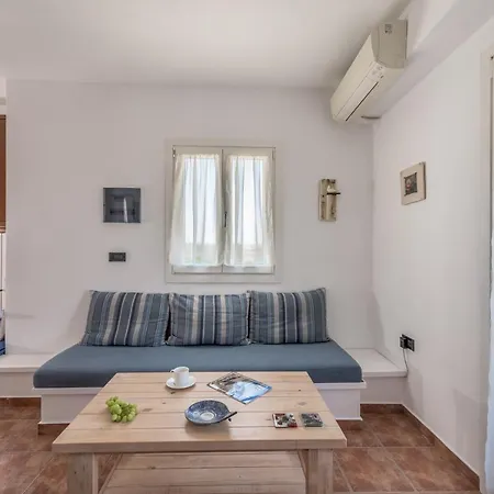 Akitos Maisonette Semesterbostad