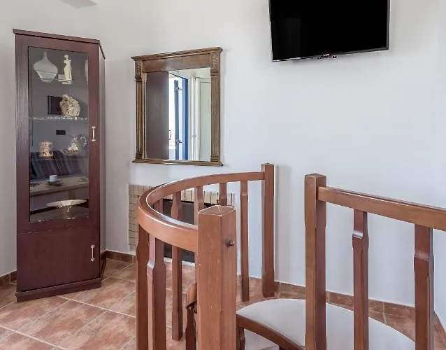 Akitos Maisonette Nyaraló Adámasz